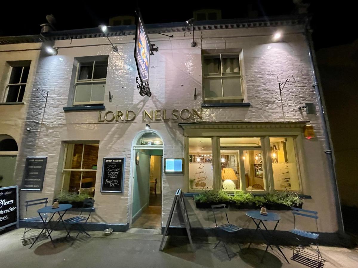 Lord Nelson Hotel Брайдпорт Екстериор снимка
